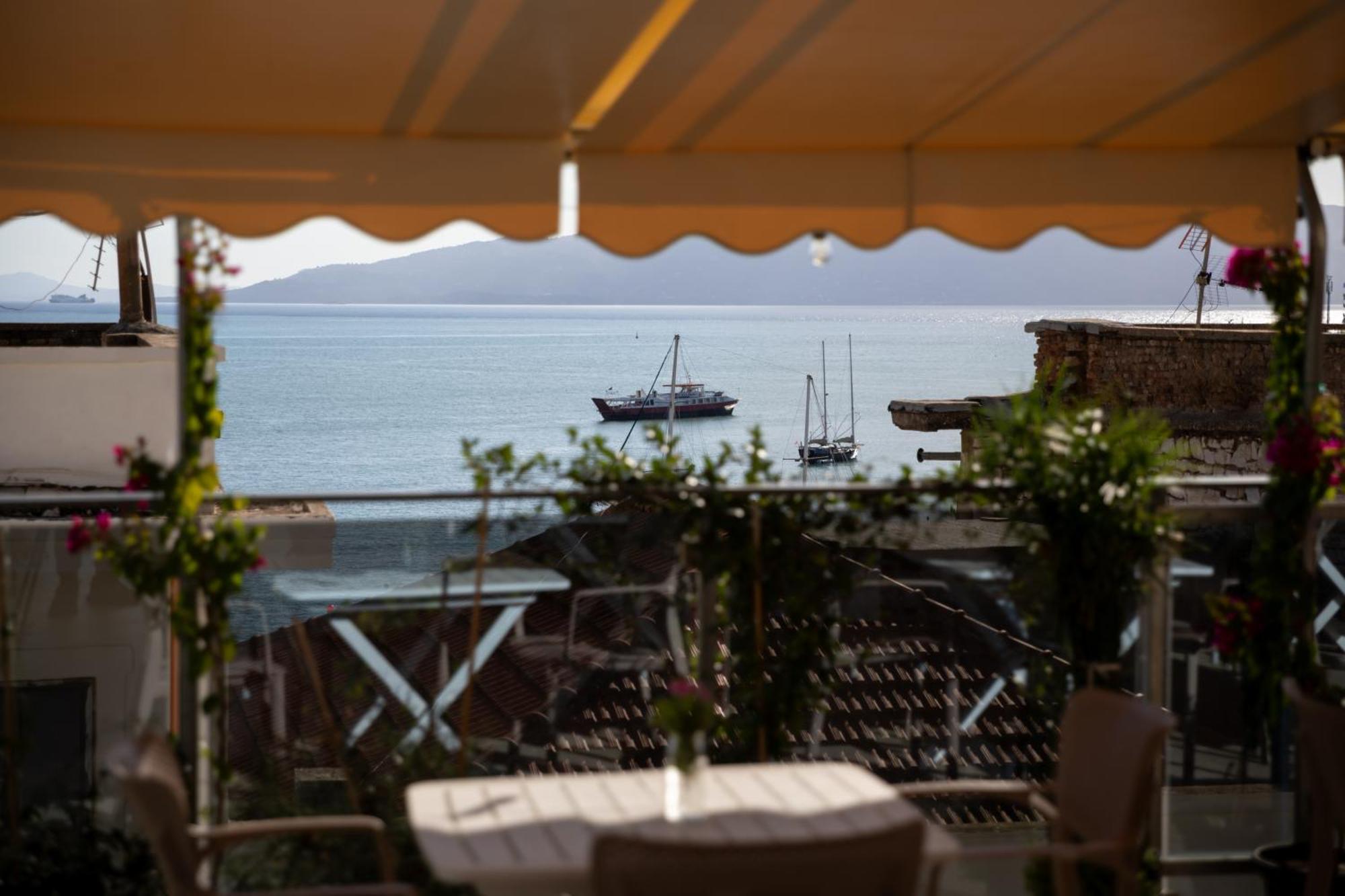 Jonian Boutique Hotel Sarandë Eksteriør bilde