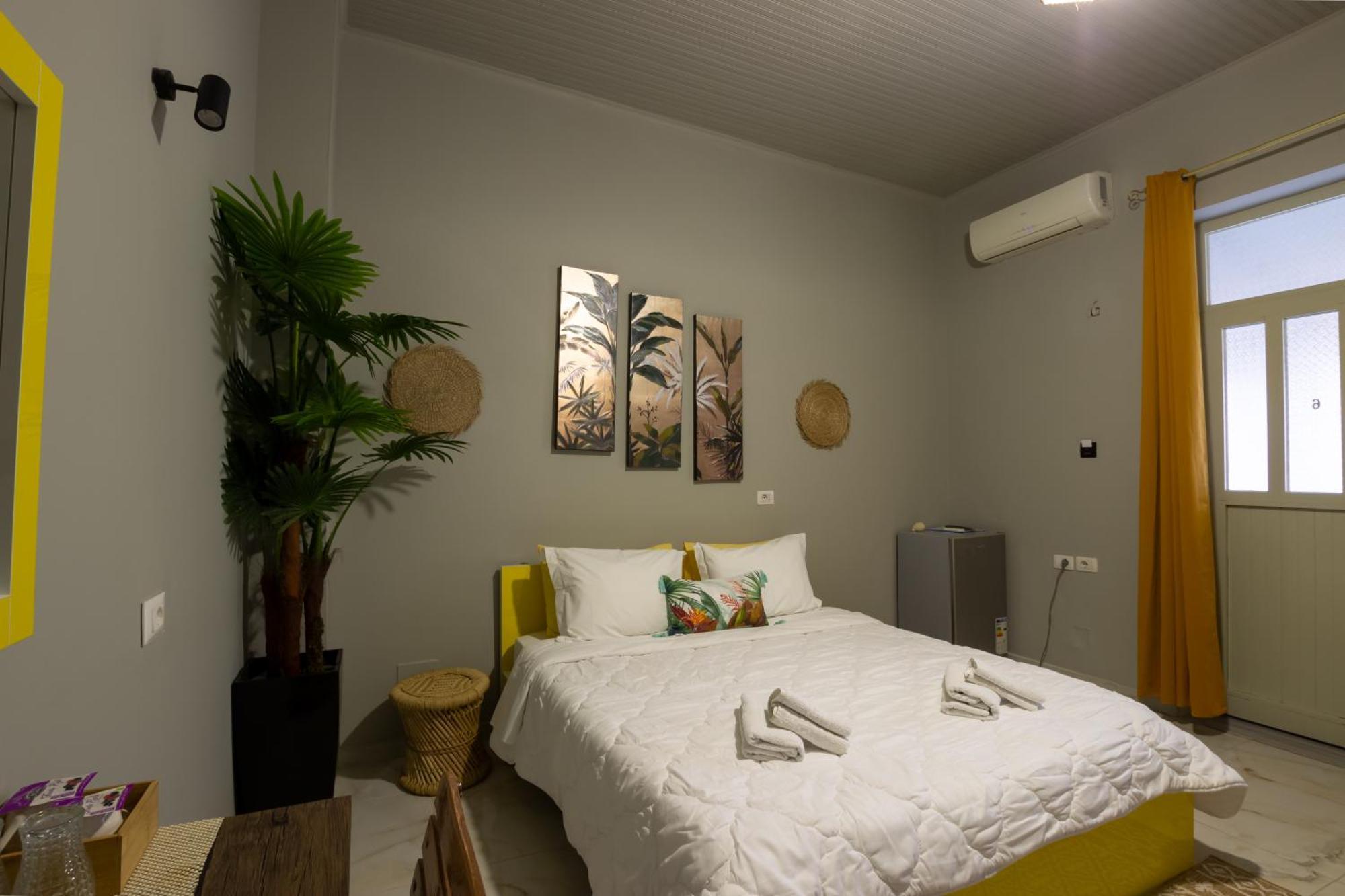 Jonian Boutique Hotel Sarandë Rom bilde