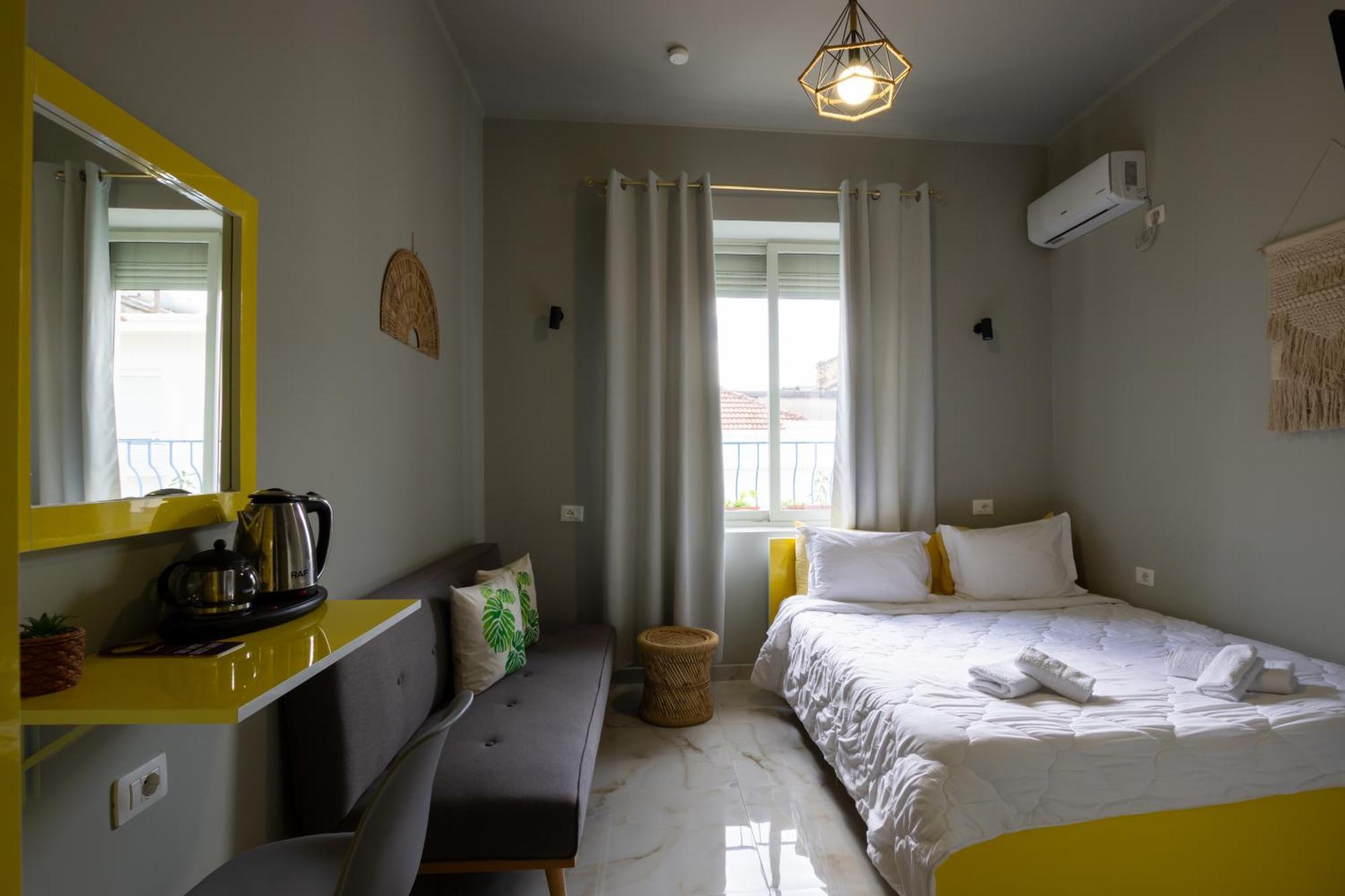 Jonian Boutique Hotel Sarandë Eksteriør bilde