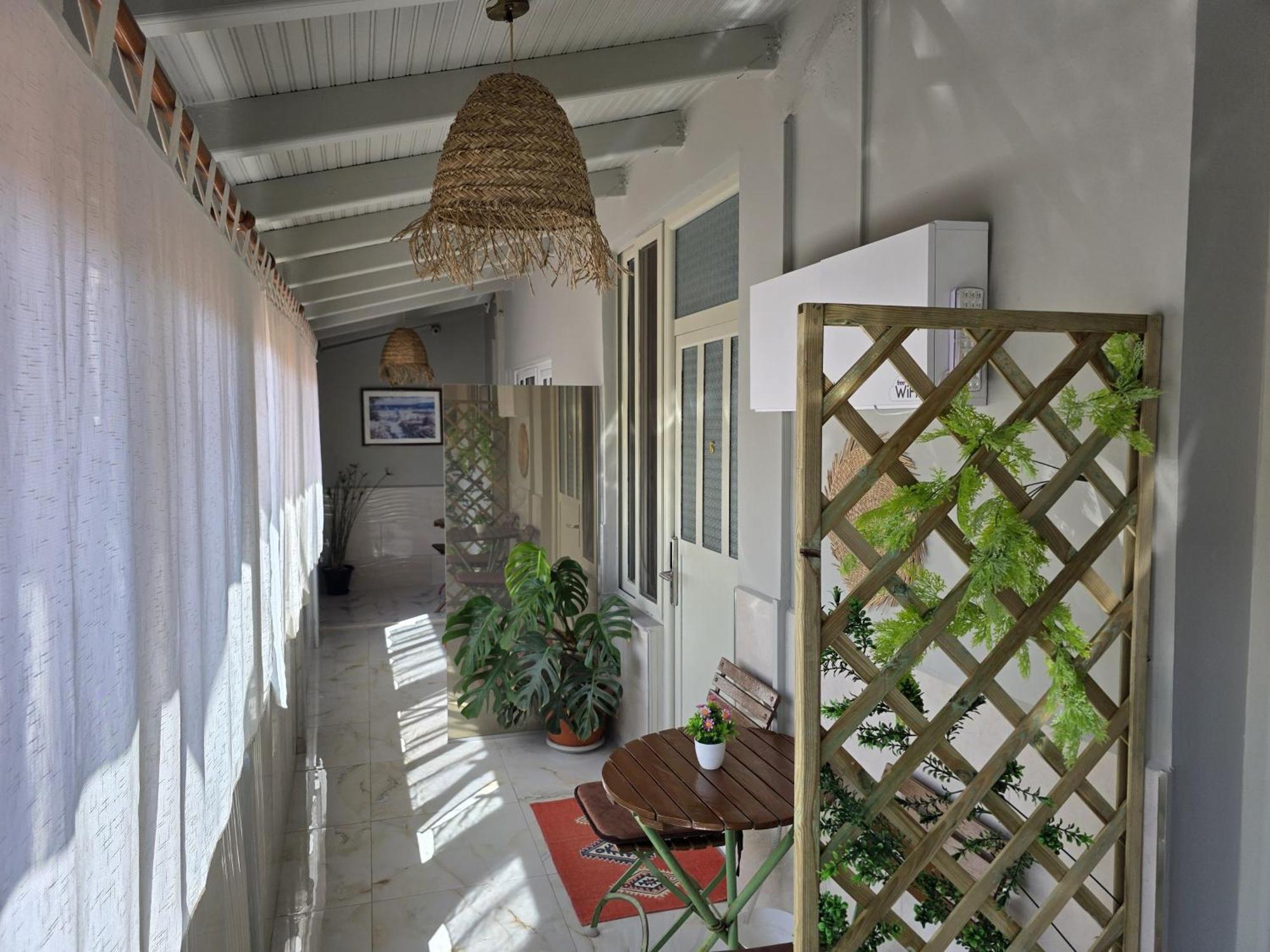 Jonian Boutique Hotel Sarandë Eksteriør bilde