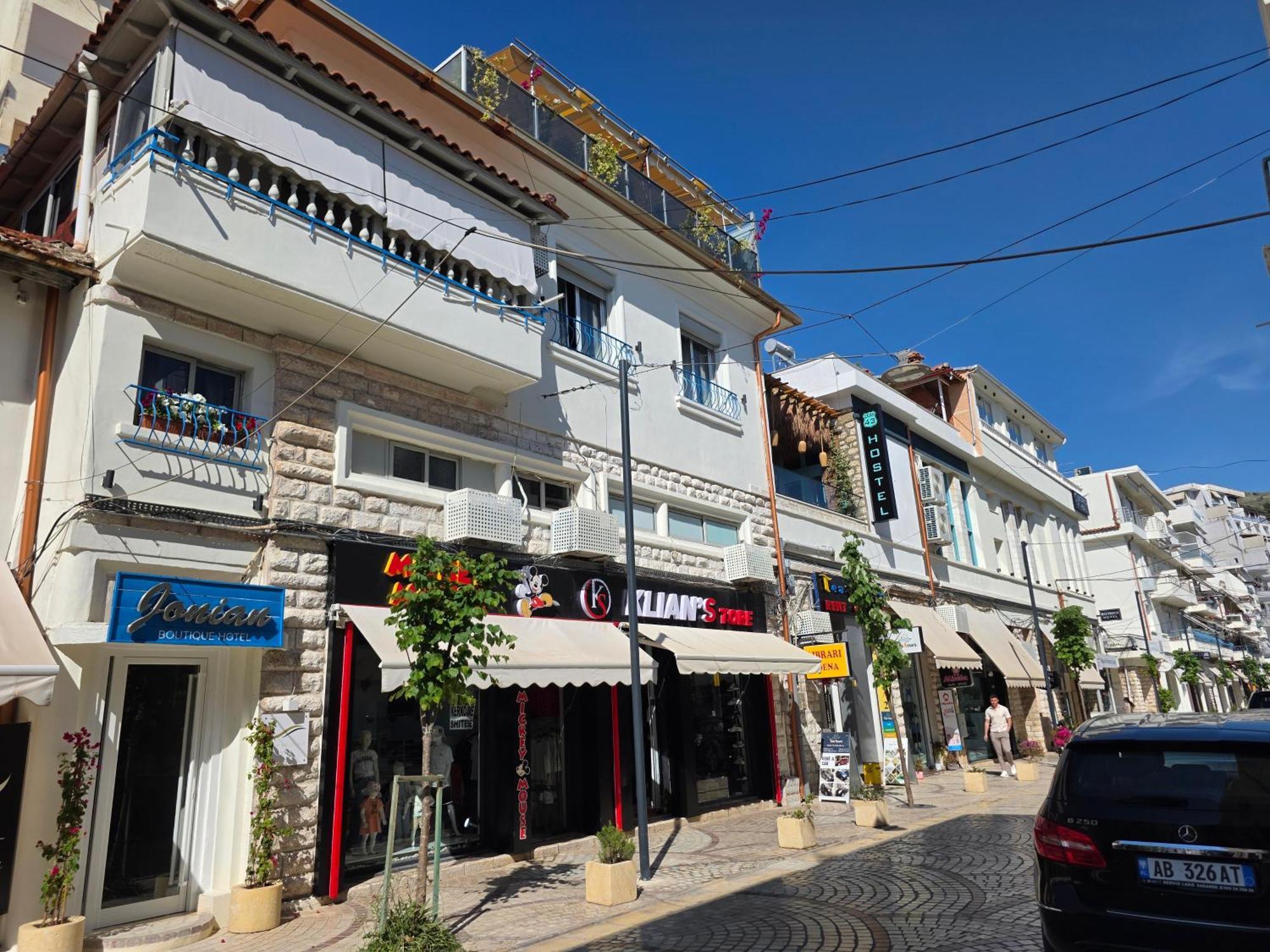 Jonian Boutique Hotel Sarandë Eksteriør bilde